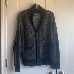 Seduka black and grey sweater